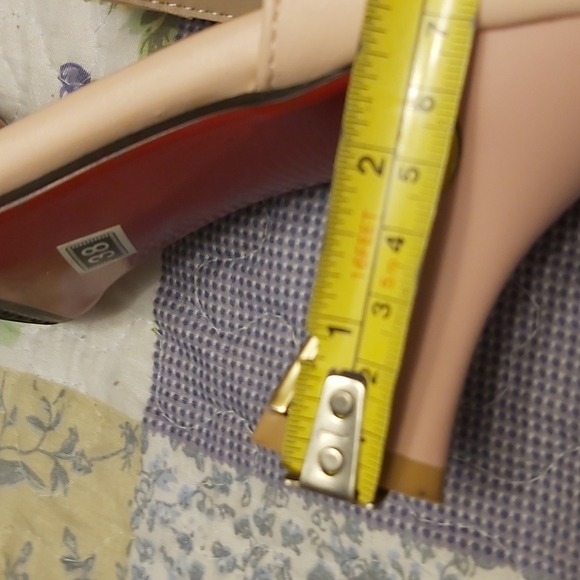 Pink heels - Picture 4 of 4